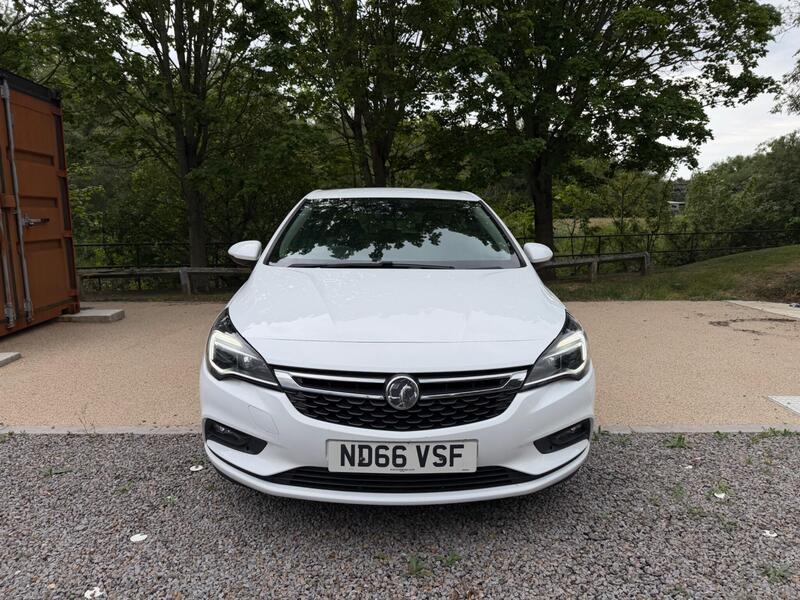 2016 Vauxhall Astra - interior